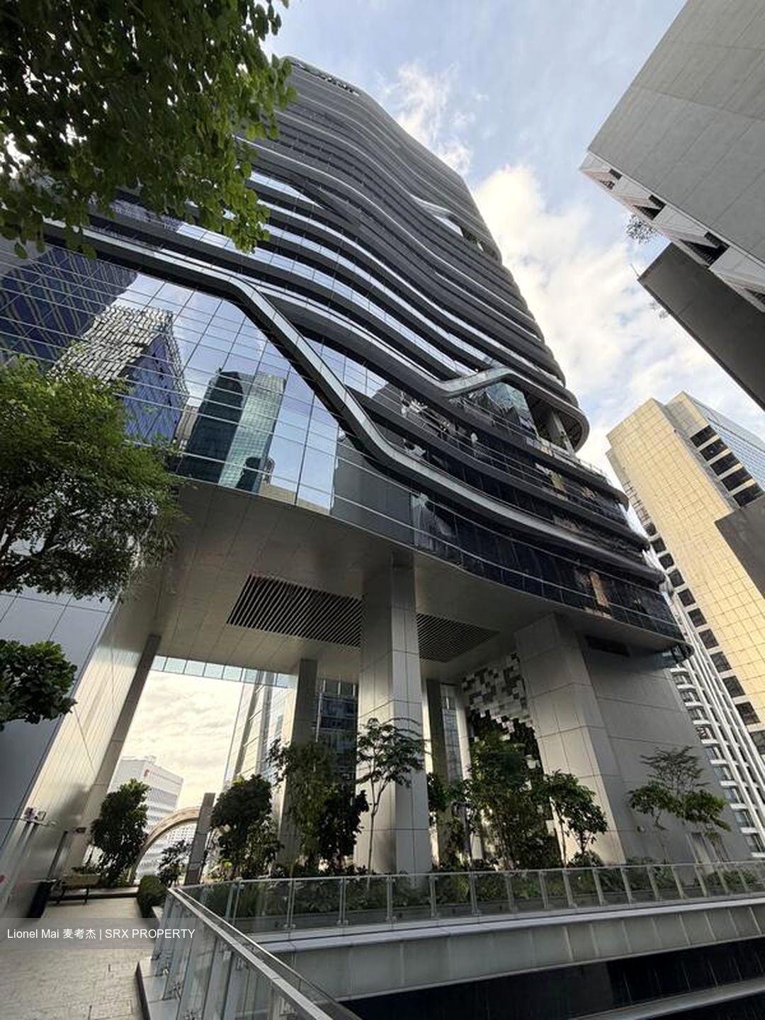 Sbf Center (D1), Office #511124711